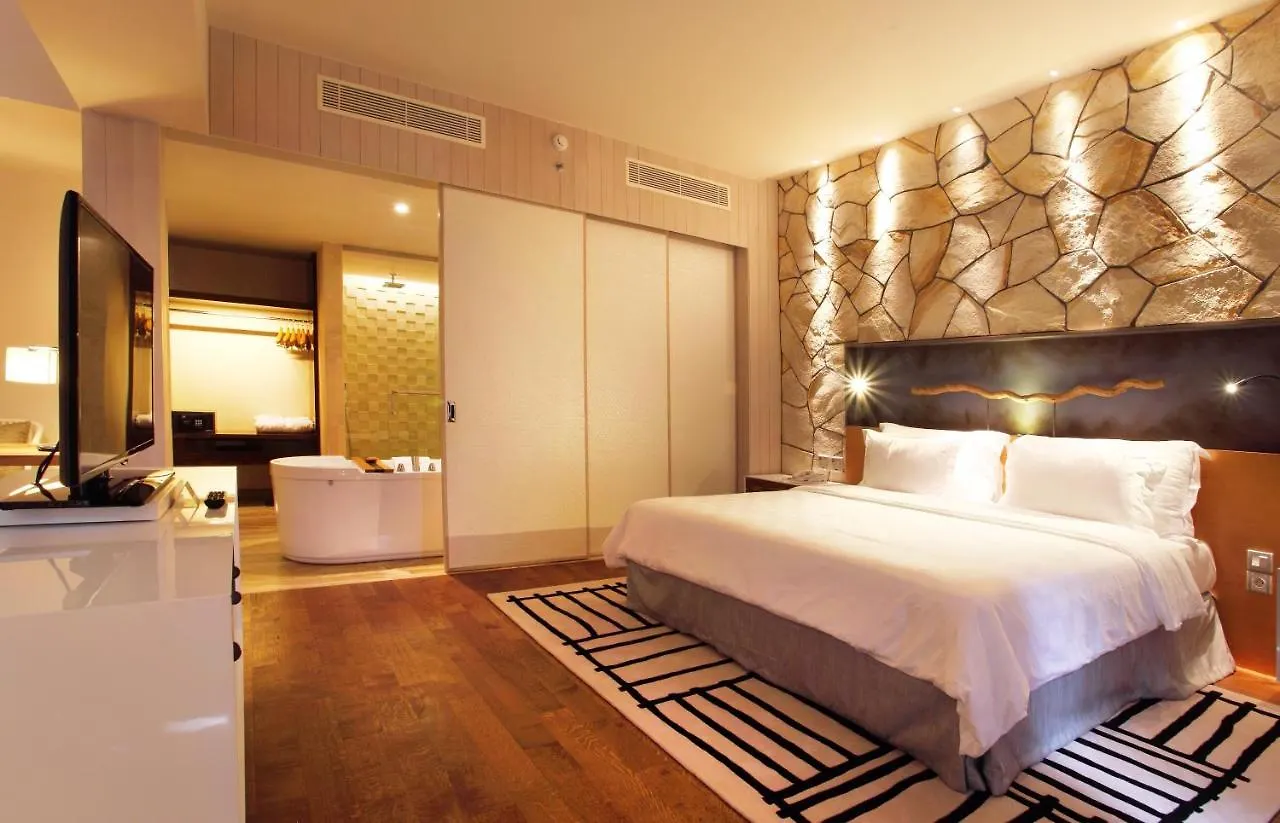 ***** Hotel Ts Suites Seminyak Indonesië